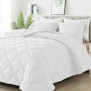 White Fluffy Down Alternative Bedding Comforter Set Queen sz